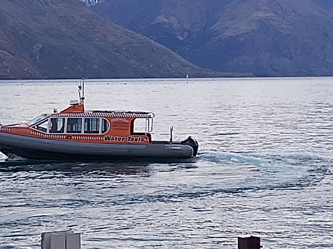 Queenstown Water Taxis-皇后镇必去景点