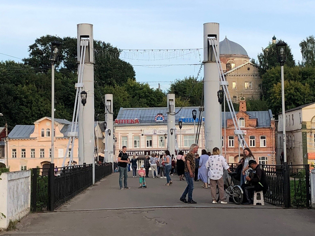Pedestrian Bridge across the River Tvertsa景点图片