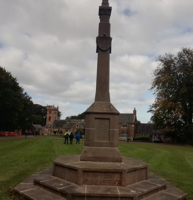 Dirleton War Memorial景点图片