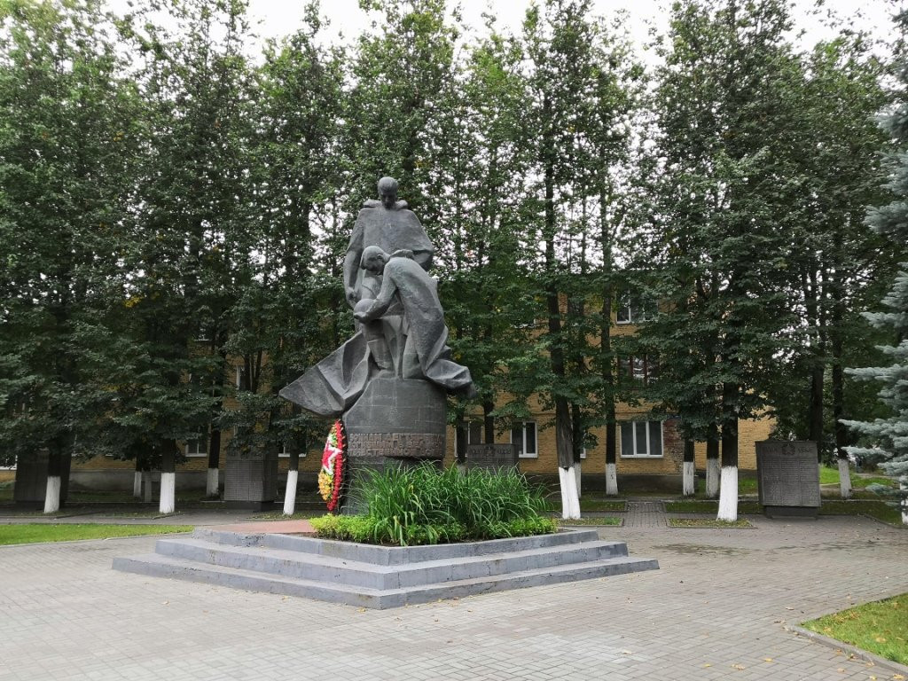 Monument to Dyagter Soldiers Deceased During the Great Patriotic War-Kovrov必去景点