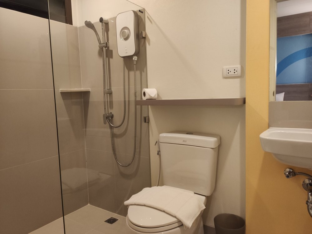 Hop Inn Nakhon Sawan主图