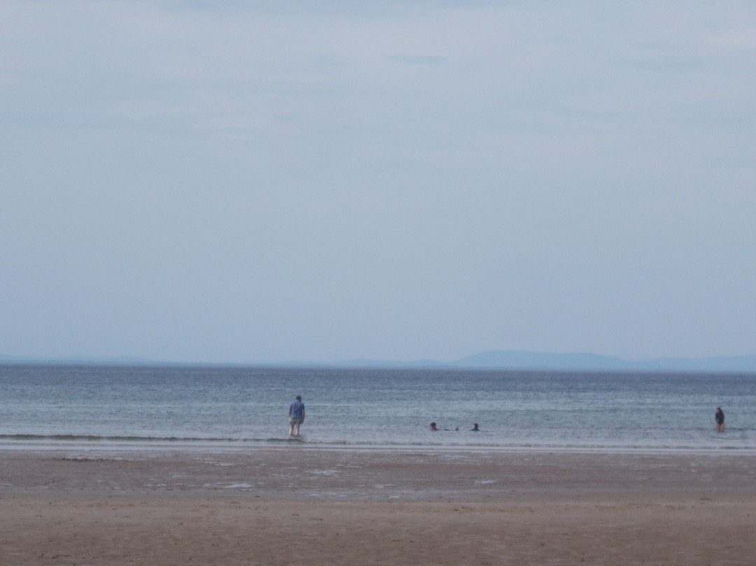 Roseisle Beach-Burghead必去景点