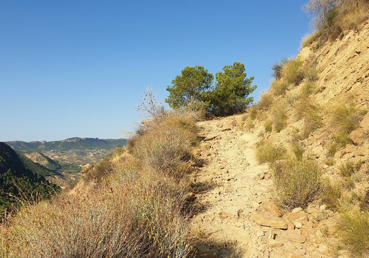Cruz del Bojar-Beniajan必去景点