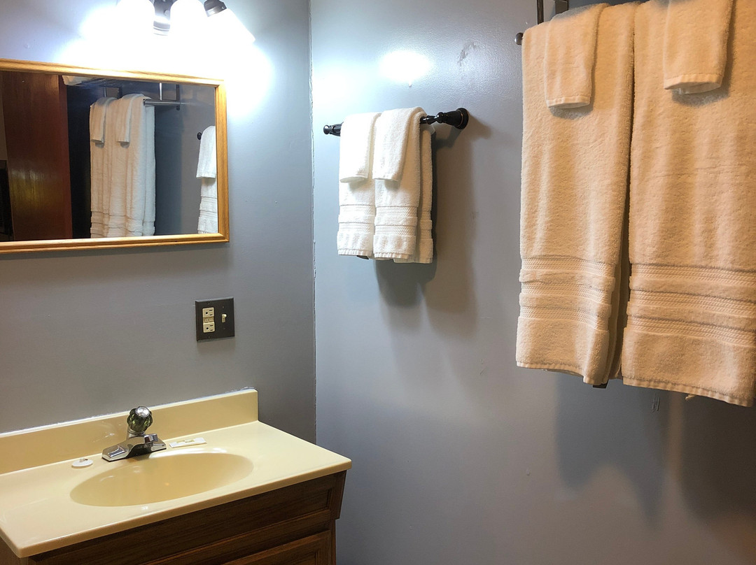 Hilltop Lodge And Cabins by Venserra主图