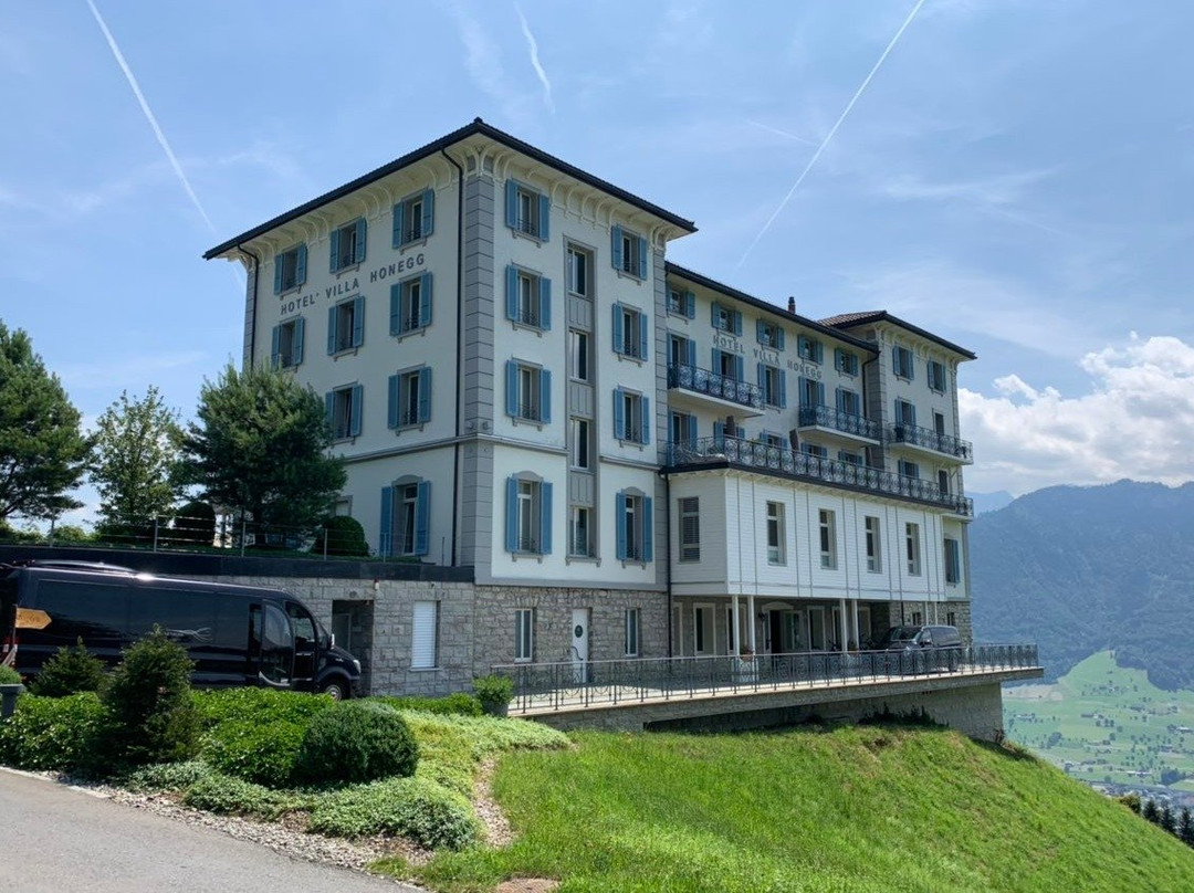 Alpha Limousine Service GmbH-楚格必去景点