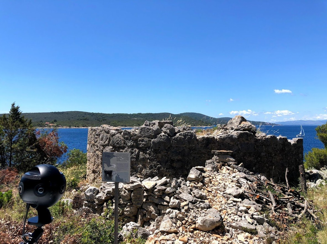 Milna - Francuska Utvrda - Central Dalmatia Croatia - Theme Trails-Lozisce必去景点