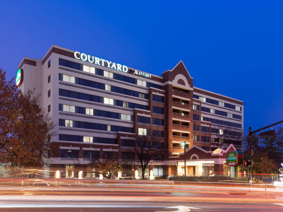Courtyard by Marriott Alexandria Old Town/Southwest主图