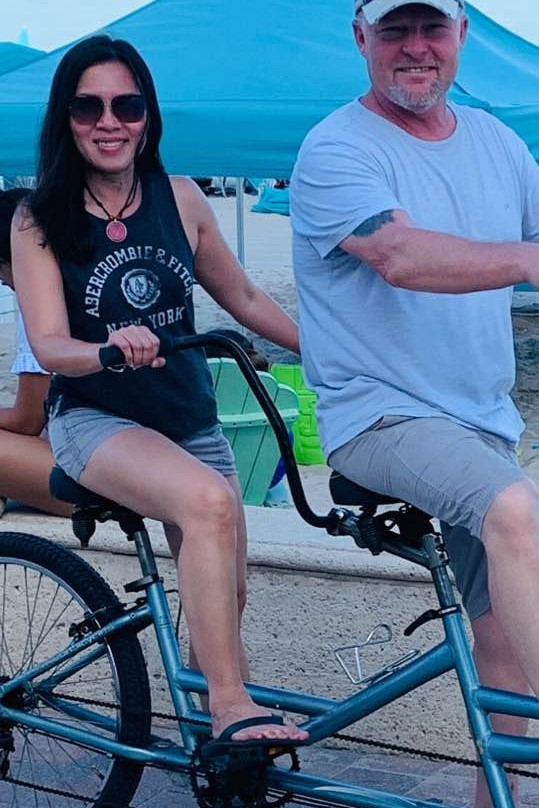 Sea Downs and the Bougainvillea主图