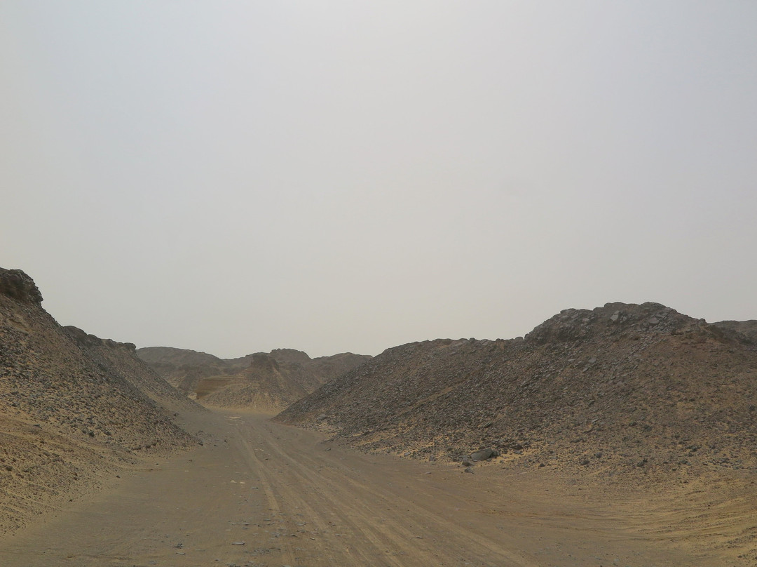 English Mountain Bahariya Oasis景点图片