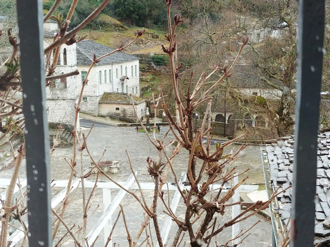 普里莫拉酒店主图