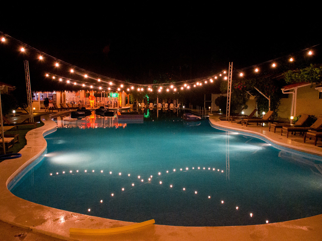 阿波罗大酒店主图