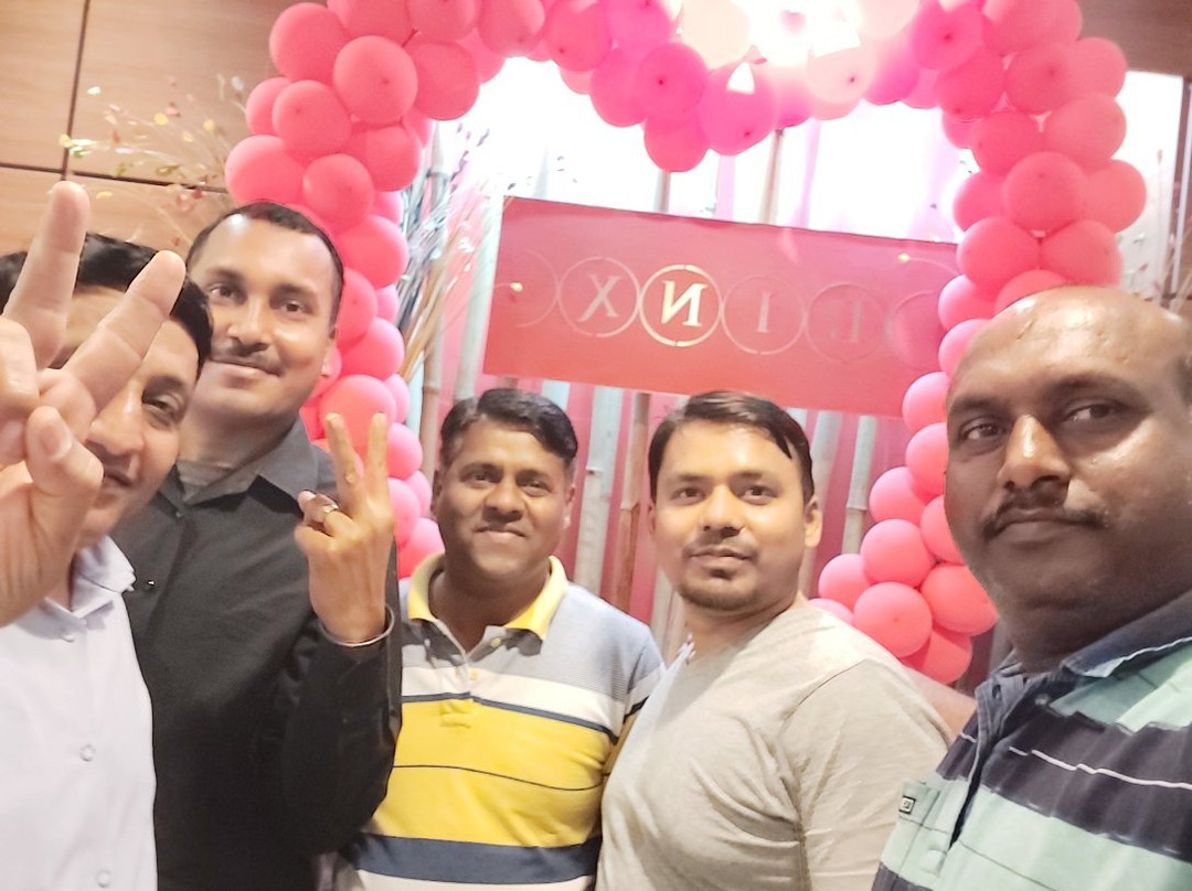 Caspia Hotel New Delhi Shalimar Bagh主图