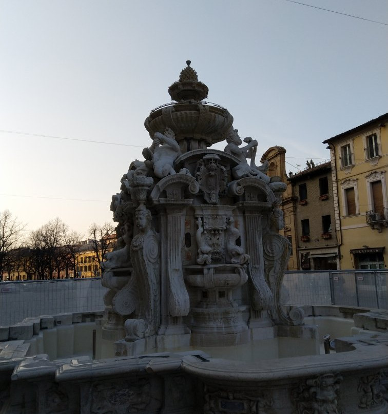 Fontana Masini景点图片
