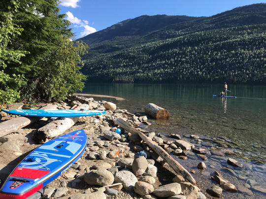 Fine Line Outfitters-雷夫尔斯托克必去景点