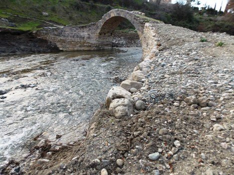 Skarfos Bridge景点图片