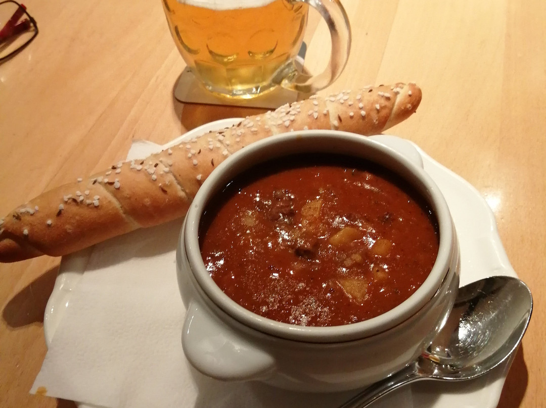 Landhotel & Gasthof St. Florian主图