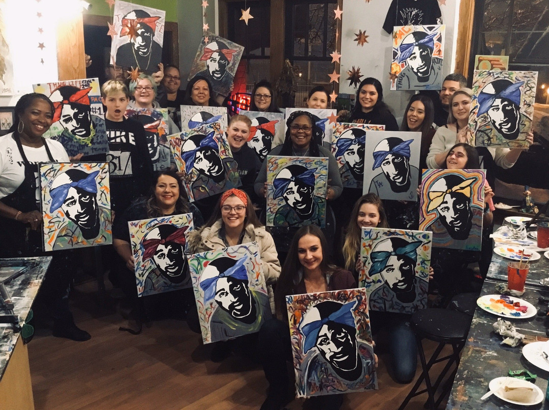 317 Art Collective-罗克福德必去景点