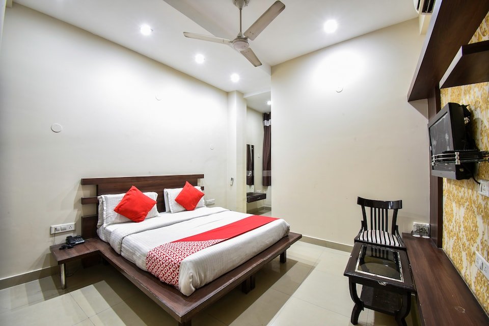 OYO 2615 Hotel Lords-官方