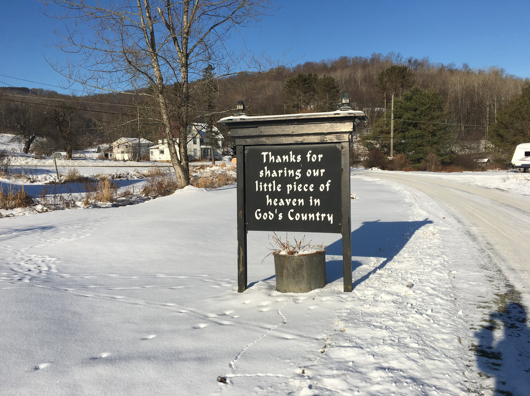 Frosty Hollow Bed and Breakfast主图