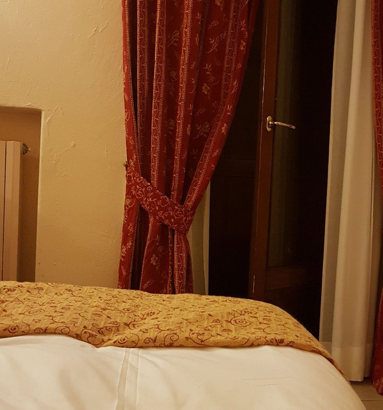 科马约尔酒店主图