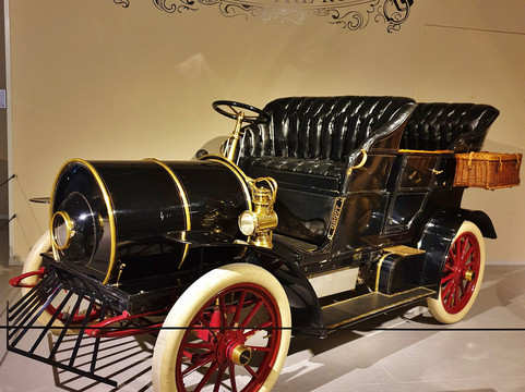 Louwman Museum-海牙必去景点