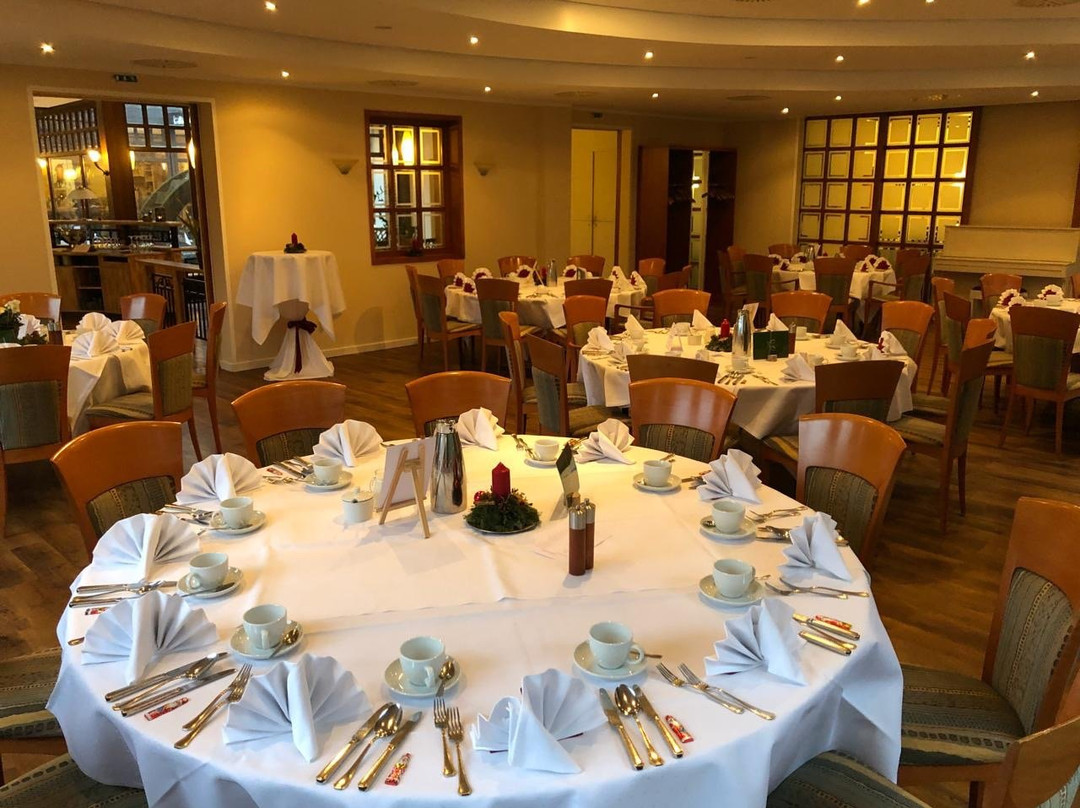 Parkhotel Luisenhoehe主图