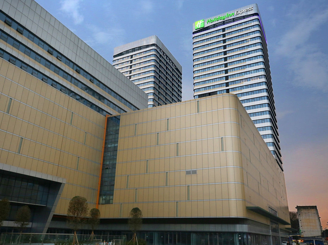 成都北站智选假日酒店（金牛万达广场店）主图