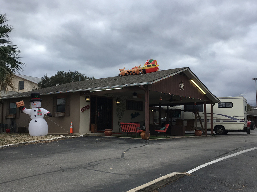 Sunset Inn & Suites主图