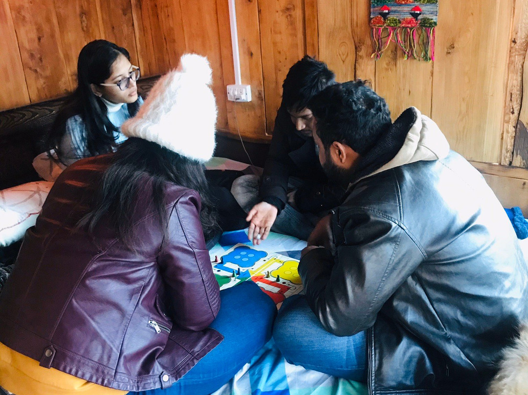 The Happy Host主图