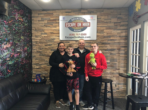 Escape On Main-圣查尔斯必去景点