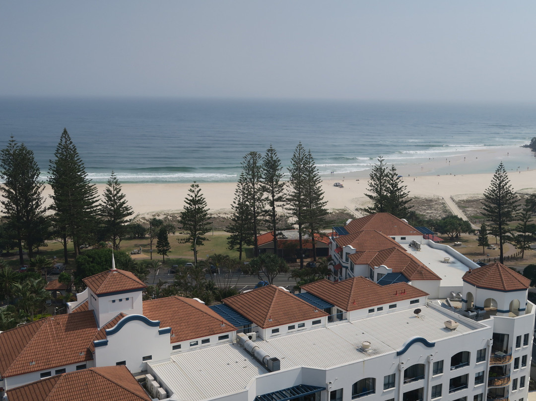 Beachcomber International Resort主图