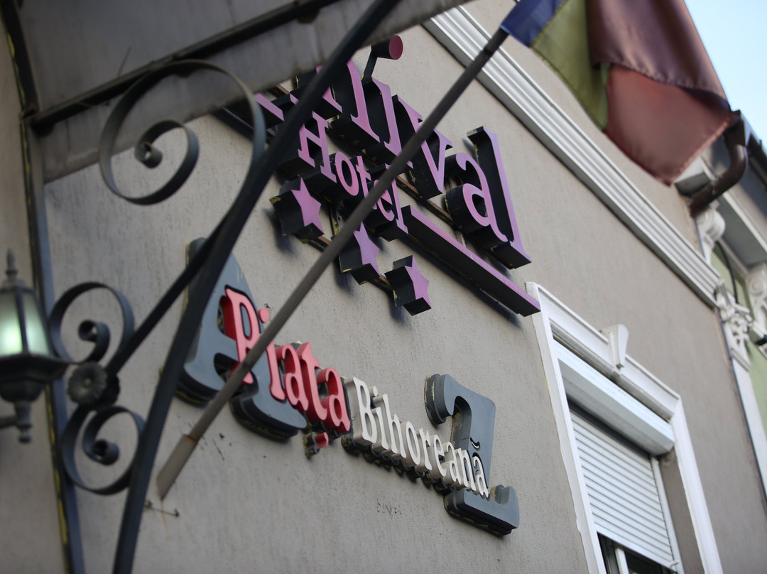 Carnival City Hotel Oradea主图