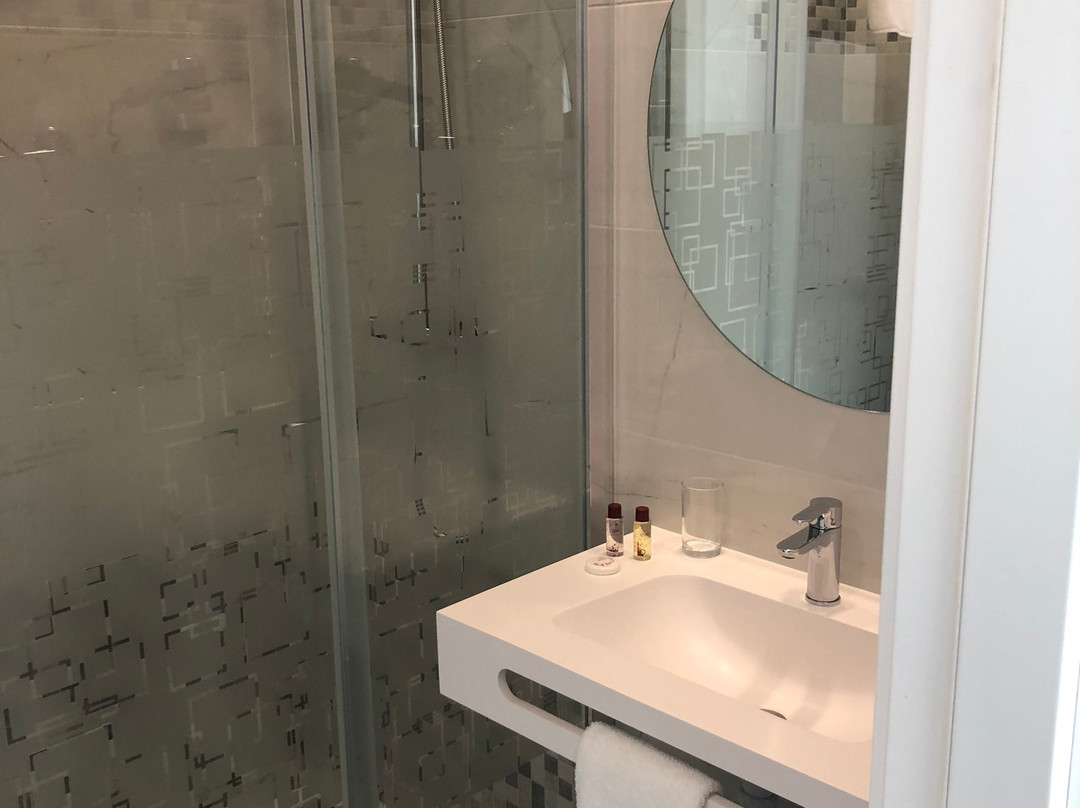 Hotel New Bilbao Airport主图