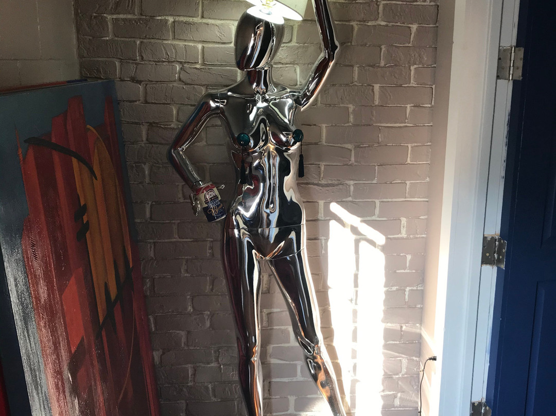 Four Bullets Brewery-理查森必去景点