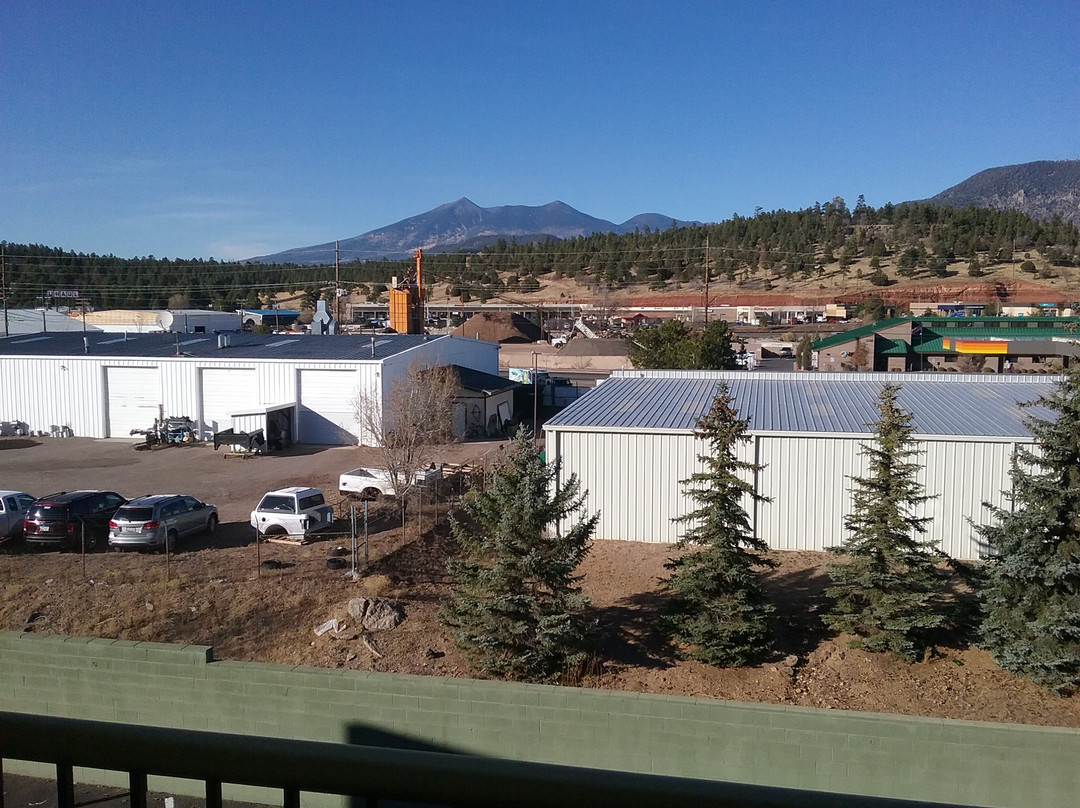 弗拉格斯塔夫戴斯酒店主图