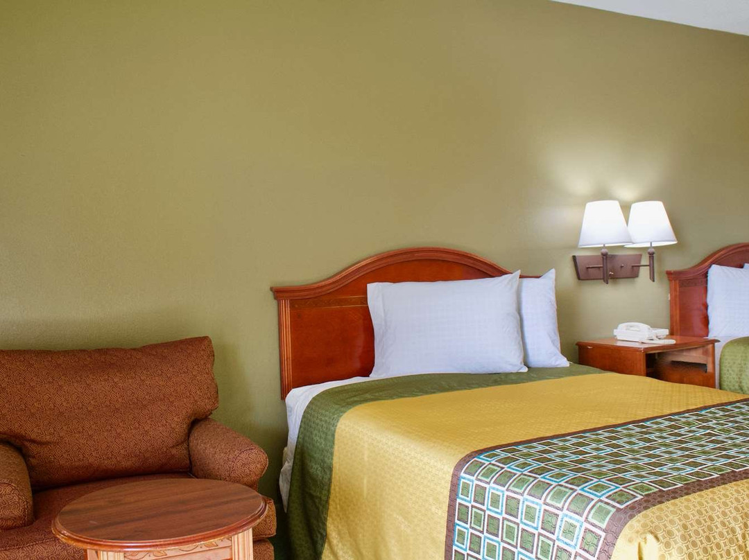 Red Roof Inn & Suites Monroe, NC主图