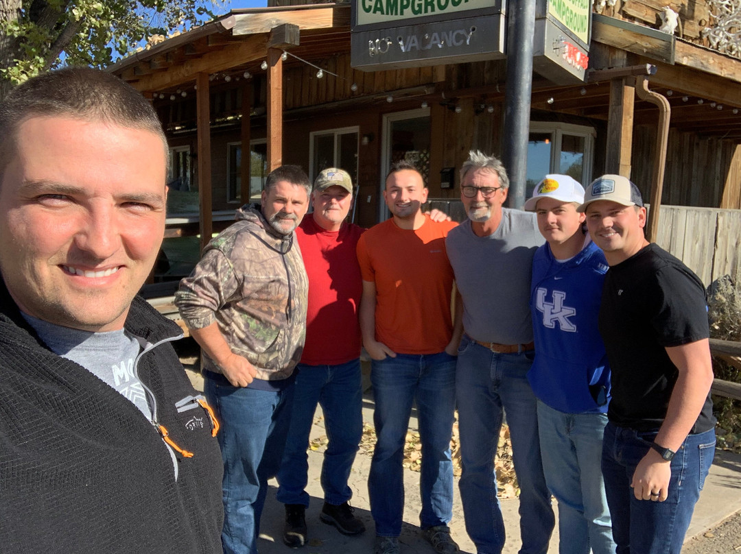 Broadus Motels主图