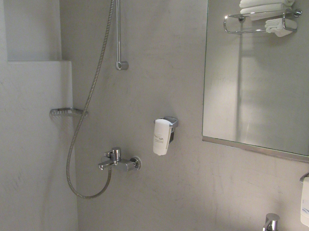 奥林匹亚酒店主图