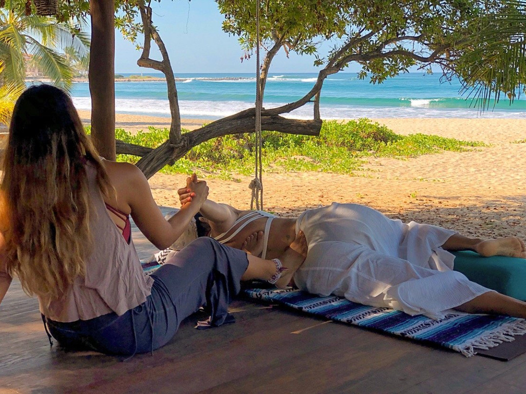 Radiant Heart Yoga & Ceremonial Arts-Troncones必去景点