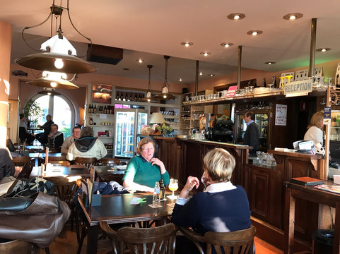 Vellereille-les-Brayeux餐馆和美食-Le Tournebride