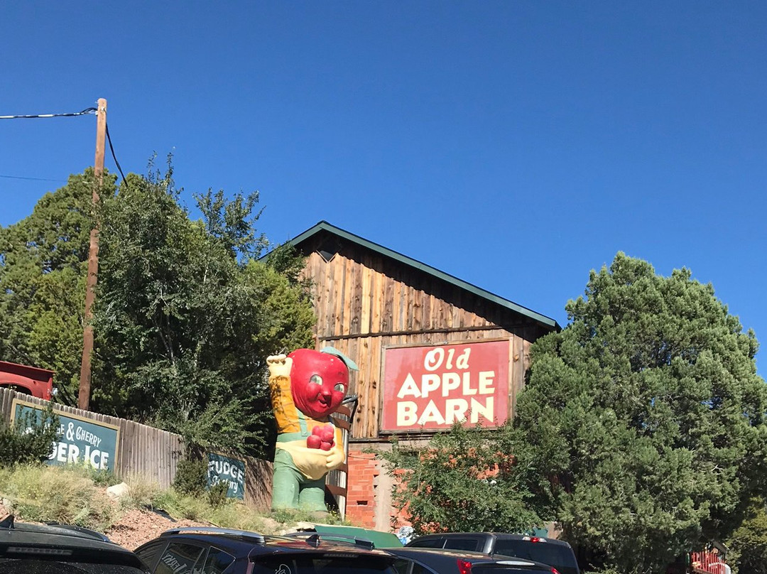 Old Apple Barn-High Rolls Mountain Park必去景点