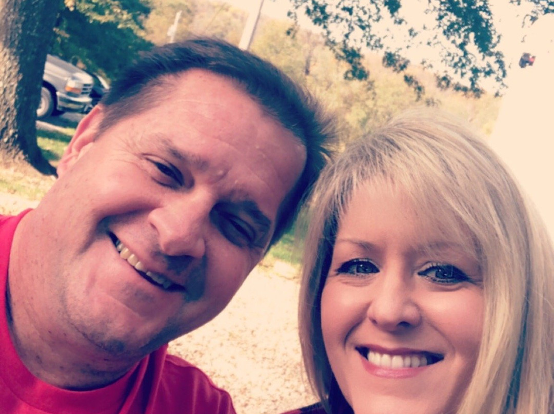 Four Horses and a Dog-Excelsior Springs必去景点