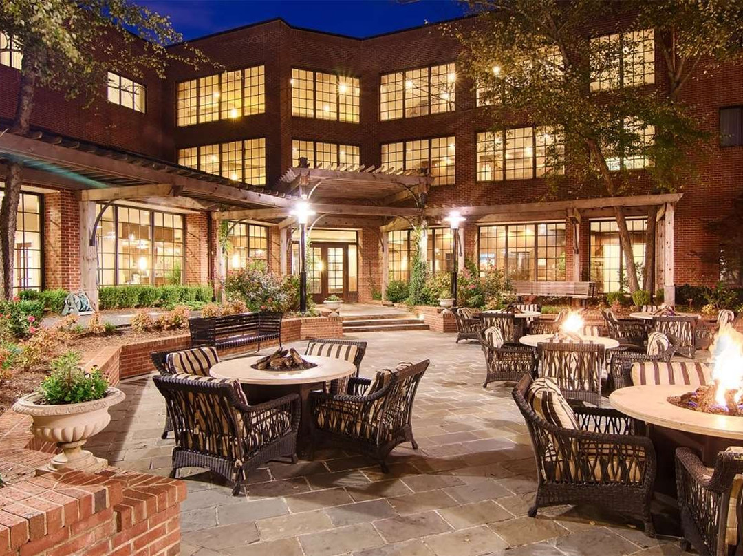 夏洛特南方公园希尔顿逸林酒店主图