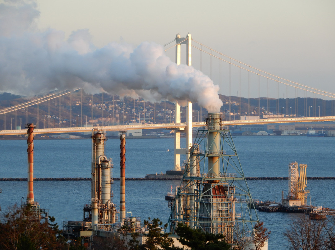 Hakucho Gulf Viewing Platform-室兰市必去景点
