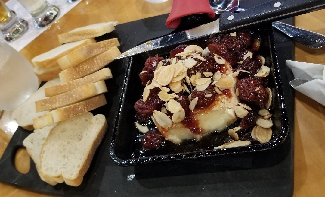 Four Daughters Vineyard & Winery-Spring Valley必去景点