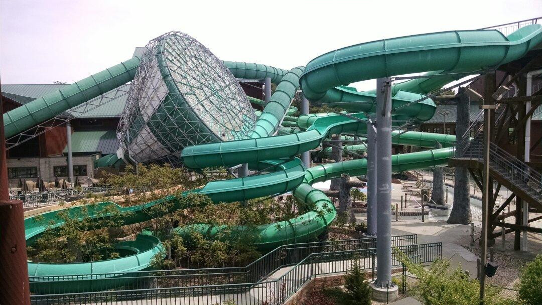 Klondike Kavern Waterpark景点图片