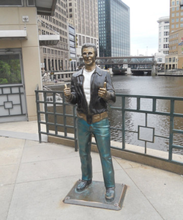 Bronze Fonz景点门票图片