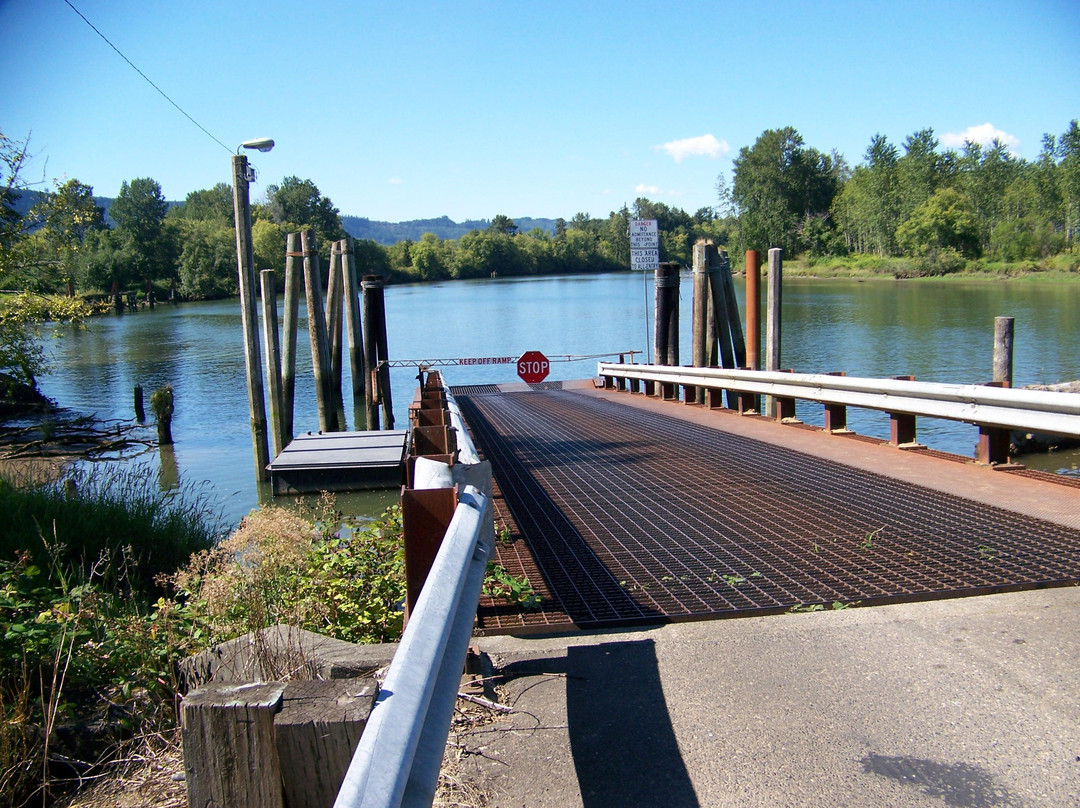 Wahkiakum County Ferry