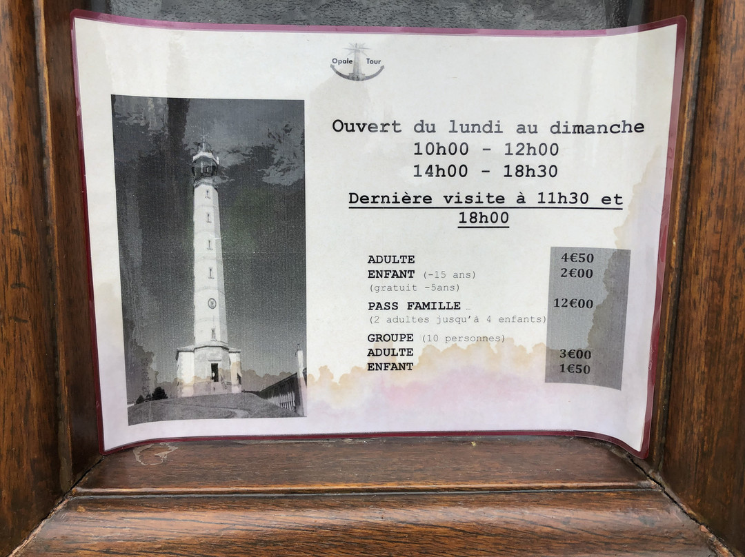 Calais Lighthouse景点图片