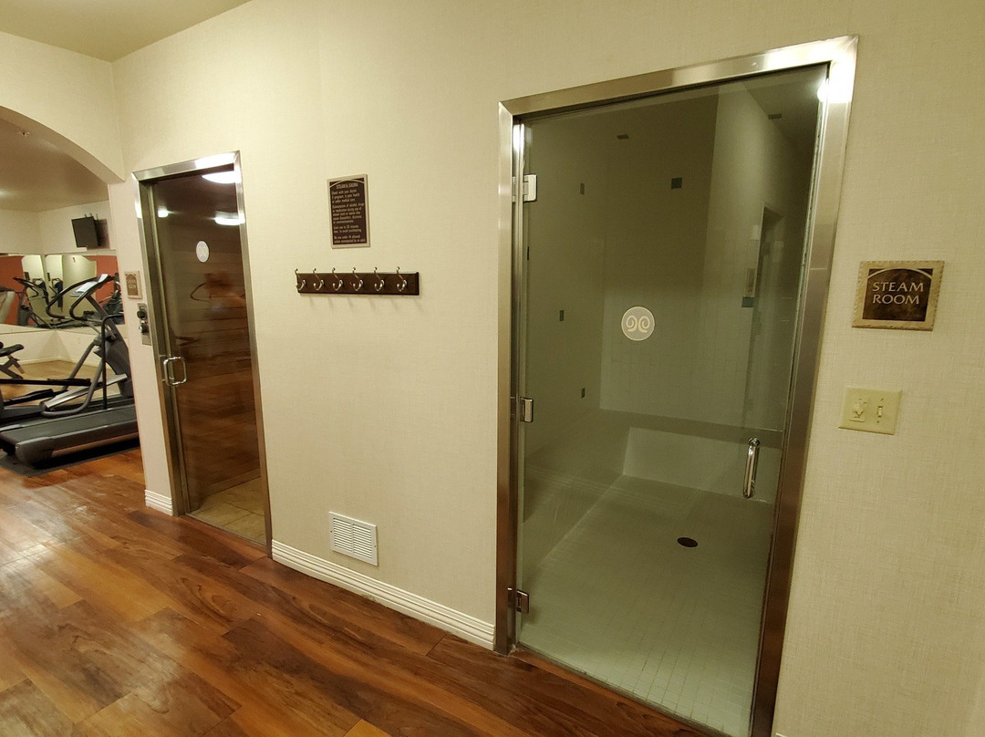 Oxford Suites Boise主图